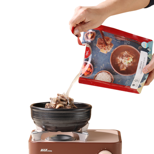 팩으로 조리하는 사진